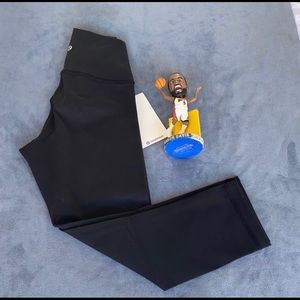 NWT Lululemon Wunder Under Crop HR - Black - NWT